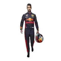 DanielRicciardo2017F1RacingSuitTeamRedbullRacingTagHeuer_3_medium